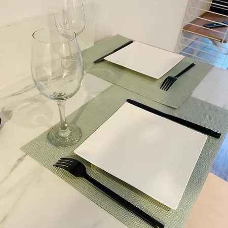 Apartment Studio Design 2 Personnes *